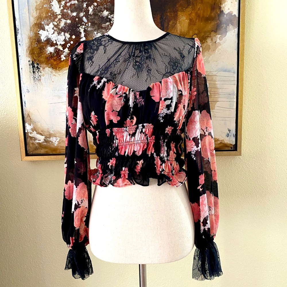 Free People Daphne lacy blouse size XS BNWT ~